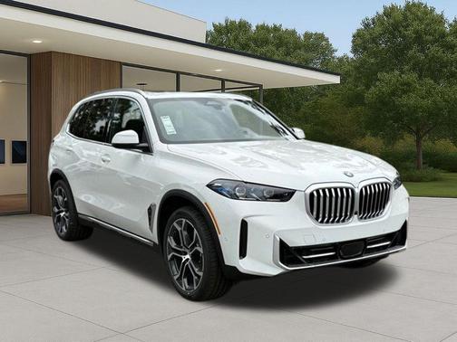 Alpine White 2026 BMW X5 sDrive40i