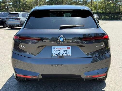 Dark Graphite Metallic 2026 BMW iX xDrive60