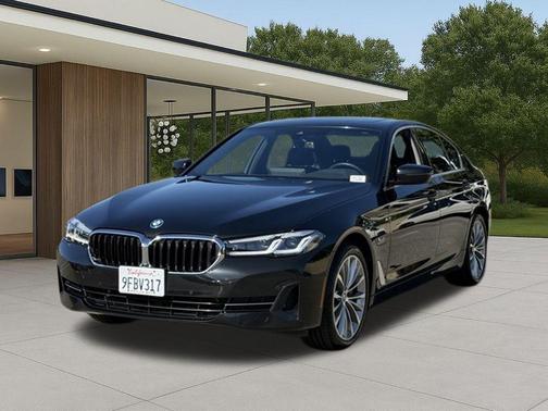 Black Sapphire Metallic 2023 BMW 530e 530e