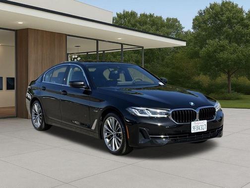 Black Sapphire Metallic 2023 BMW 530e 530e