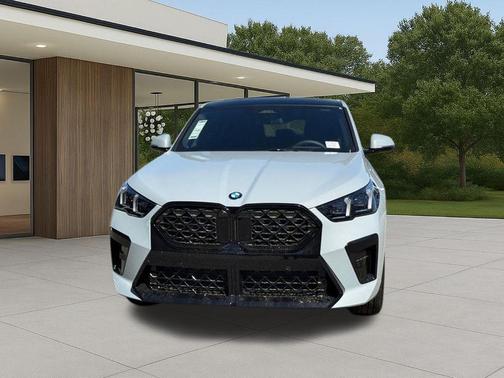 Gray Metallic 2026 BMW X2 xDrive28i