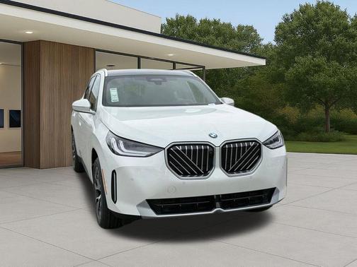 Mineral White Metallic 2026 BMW X3 30 xDrive