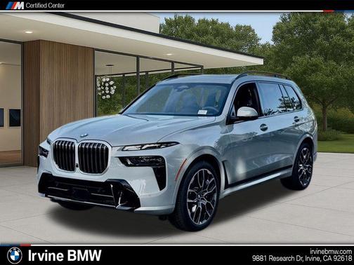 Gray Metallic 2026 BMW X7 xDrive40i