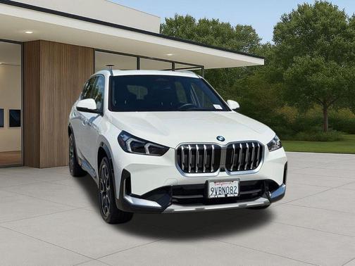 Alpine White 2026 BMW X1 xDrive28i