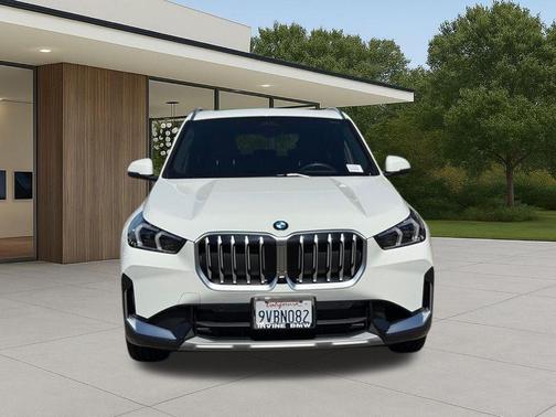Alpine White 2026 BMW X1 xDrive28i