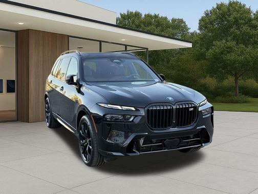 Black Sapphire Metallic 2025 BMW X7 M60i