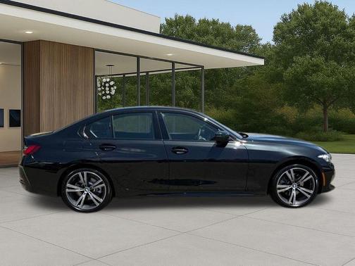 Black Sapphire Metallic 2023 BMW 330 i