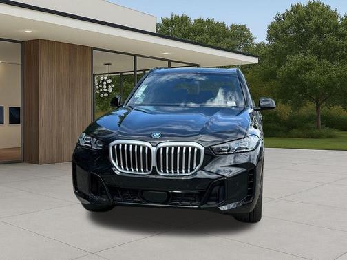 Black Sapphire Metallic 2026 BMW X5 PHEV xDrive50e
