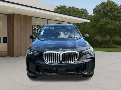 Black Sapphire Metallic 2026 BMW X5 PHEV xDrive50e
