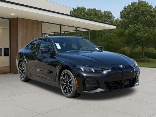 Black Sapphire Metallic 2026 BMW i4 Gran Coupe M60
