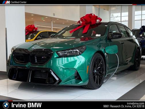 Isle of Man Green Metallic 2026 BMW M5 Base