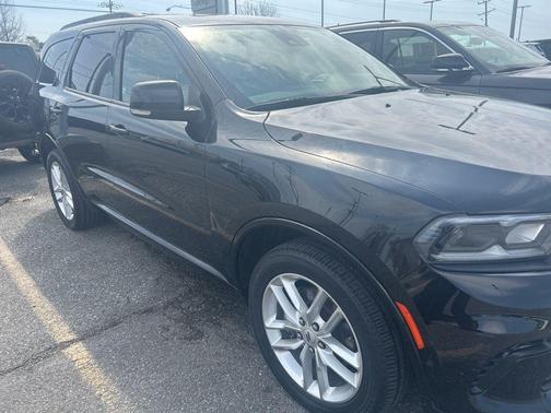 DB Black Crystal Clearcoat 2025 Dodge Durango GT Plus