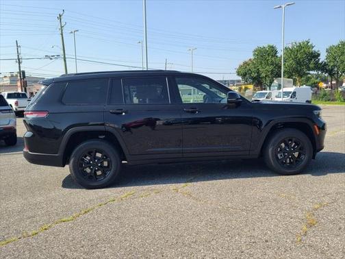 2025 Jeep Grand Cherokee L Altitude