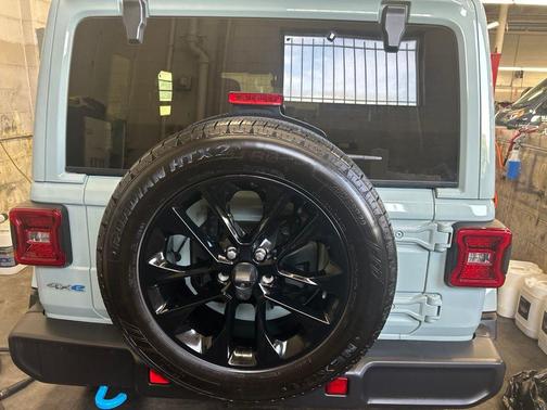 Earl Clearcoat 2024 Jeep Wrangler 4xe Sahara