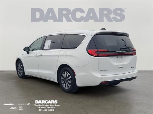 2023 Chrysler Pacifica Hybrid Touring L