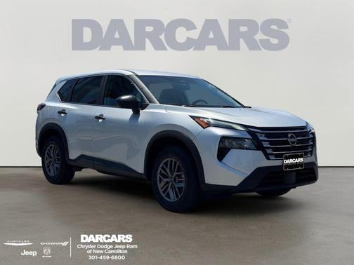 Brilliant Silver Metallic 2024 Nissan Rogue S