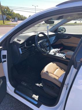 2023 Audi Q8 55 Premium