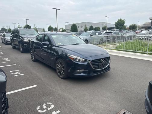 2018 Mazda Mazda3 Touring