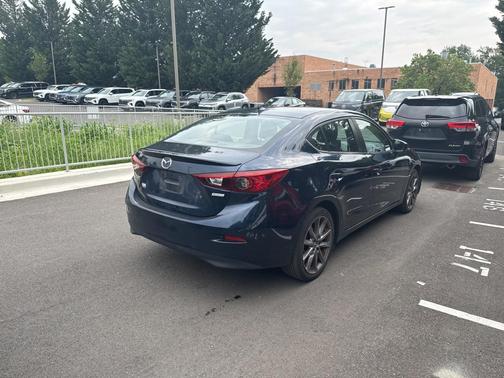 2018 Mazda Mazda3 Touring