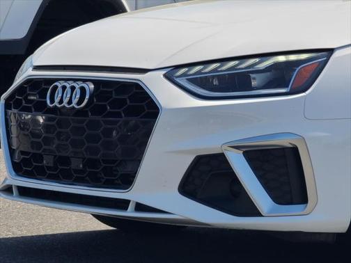 2023 Audi A4 45 S line Premium Plus