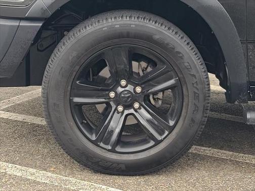 2023 RAM 1500 Classic Warlock Crew Cab 4x4 5'7' Box