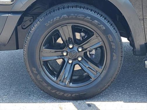 2023 RAM 1500 Classic Warlock Crew Cab 4x4 5'7' Box