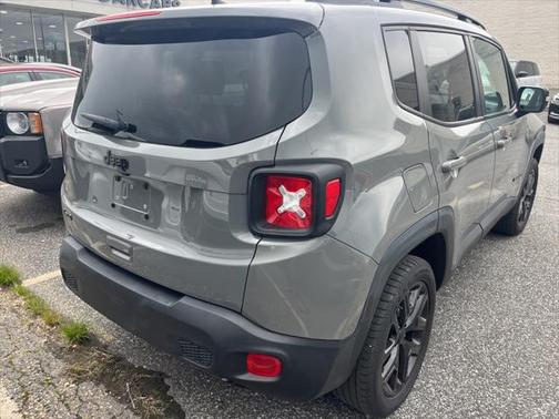 2022 Jeep Renegade Altitude