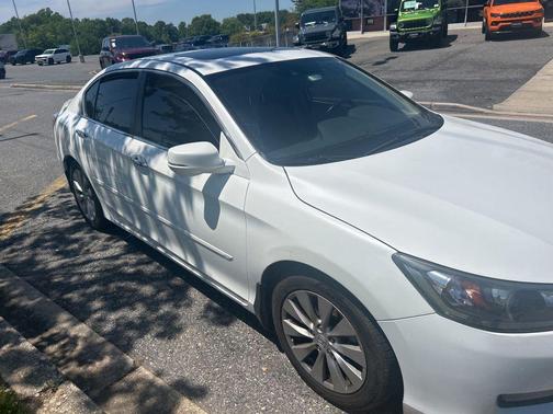 White Orchid Pearl 2015 Honda Accord EX-L