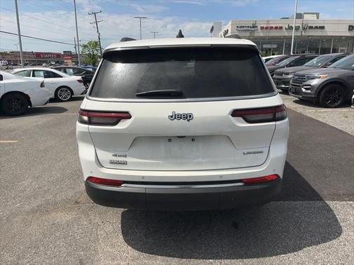 2023 Jeep Grand Cherokee L Laredo