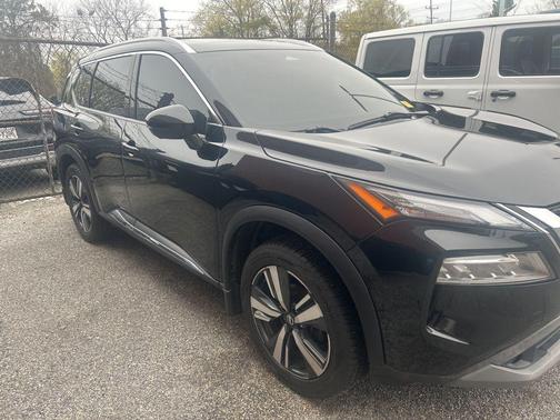 Super Black 2021 Nissan Rogue SL