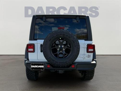 Bright White Clearcoat 2026 Jeep Wrangler Willys