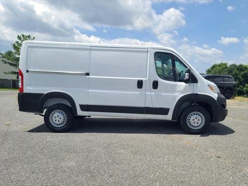 2025 RAM ProMaster 1500 Low Roof