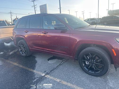 2023 Jeep Grand Cherokee 4xe 30th Anniversary