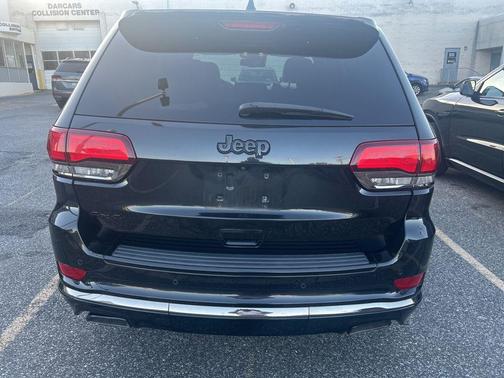 Brilliant Black Crystal Pearlcoat 2016 Jeep Grand Cherokee High Altitude