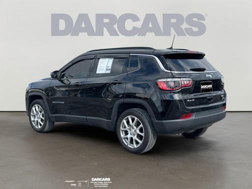 2023 Jeep Compass Latitude Lux