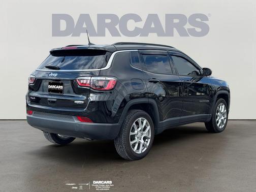 2023 Jeep Compass Latitude Lux