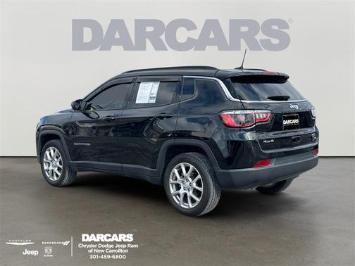 2023 Jeep Compass Latitude Lux