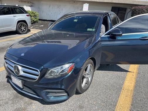 2017 Mercedes-Benz E-Class 4MATIC