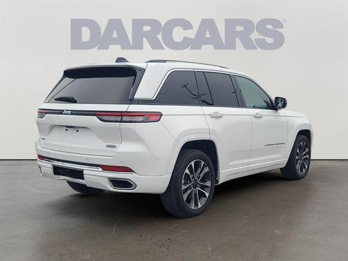 2022 Jeep Grand Cherokee 4xe Overland