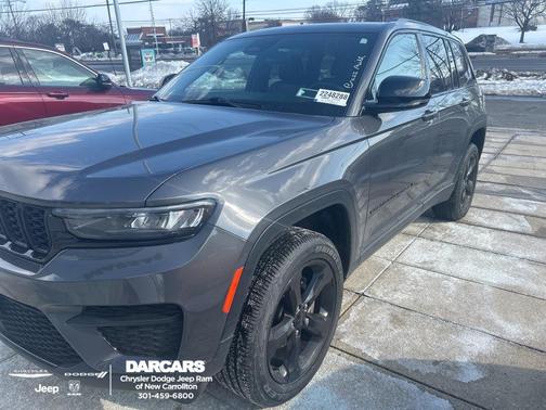 2023 Jeep Grand Cherokee Altitude