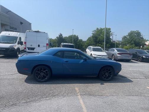 2022 Dodge Challenger SXT