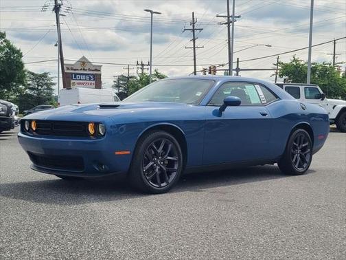 2022 Dodge Challenger SXT