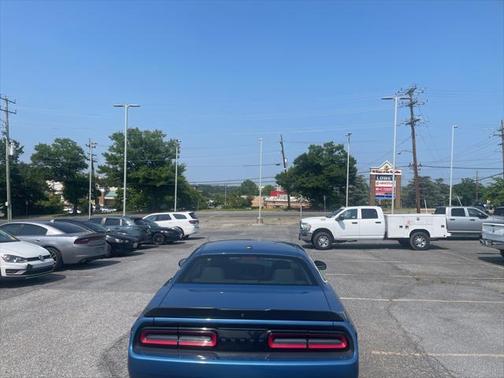 2022 Dodge Challenger SXT