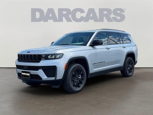 Silver Zynith 2026 Jeep Grand Cherokee L Altitude