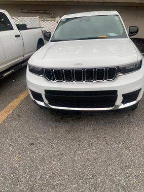 2023 Jeep Grand Cherokee L Laredo