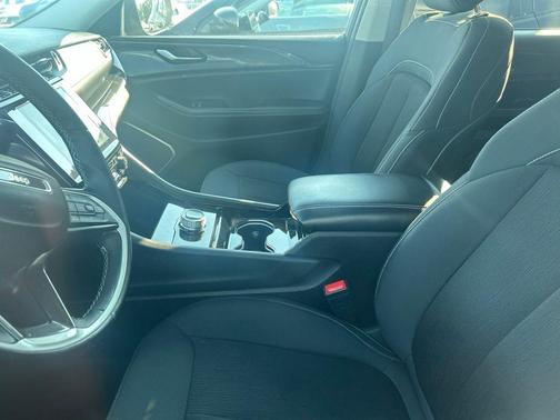 Baltic Gray Metallic Clearcoat 2021 Jeep Grand Cherokee L Laredo
