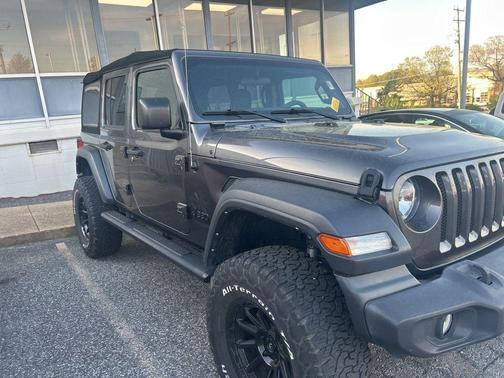 Granite Crystal Metallic Clearcoat 2022 Jeep Wrangler Unlimited Sport