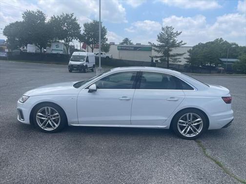 2022 Audi A4 45 S line Premium Plus
