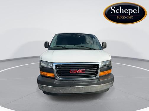 2026 GMC Savana 3500 Work Van