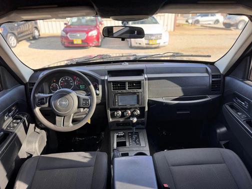 2011 Jeep Liberty Sport